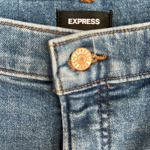 Express high rise boot Blue Distressed knees Jeans 12 long - Picture 2 of 4